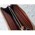 B10 Chloé Leather Clutch
