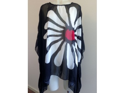 F1 Filo Giant Flower Poncho