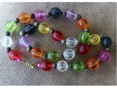 25 Bonbons Necklace