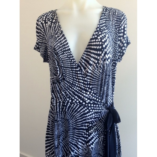 F2 Suzannegrae Overlap Polka Dots