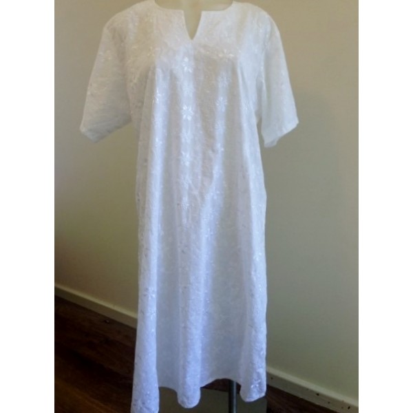 F4 White Angel Long Floral Caftan