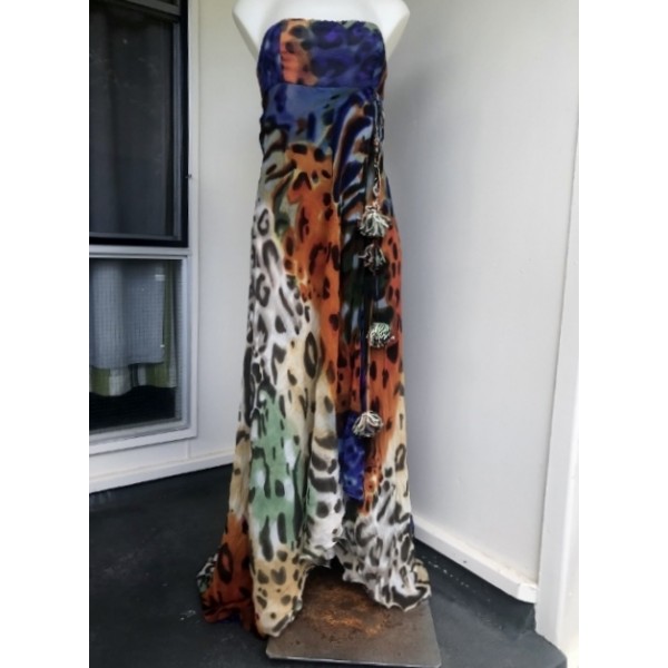 F5 Lisa Ho Silk Gown
