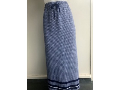 F7 W Lane Border Print Skirt
