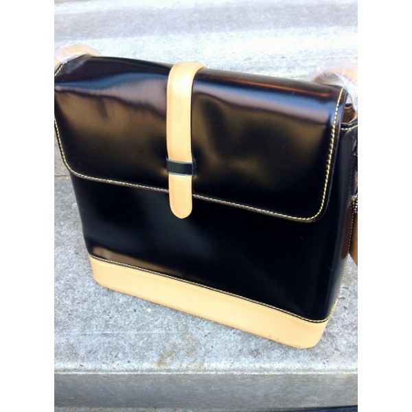 B7 Chenson Handbag