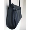 B5 Avanti Cross Body Leather