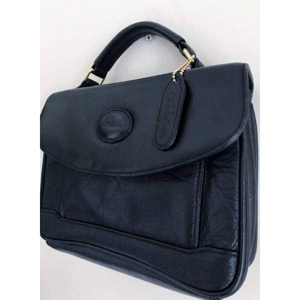 B4 Cobb and Co. Black