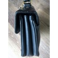 B4 Cobb and Co. Black