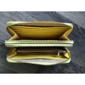 B4 Colette Canary Clutch