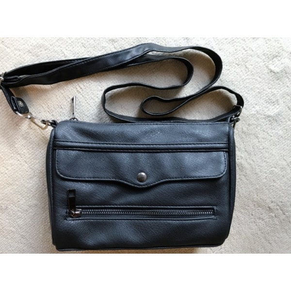 B4 Condura and Cotton On