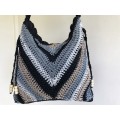 B4 Eighteen Beads Crochet Tote