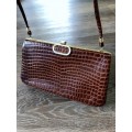 B2 Faigen Vintage Leather Sling Bag