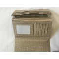 B7 G 3 Folds Wallet