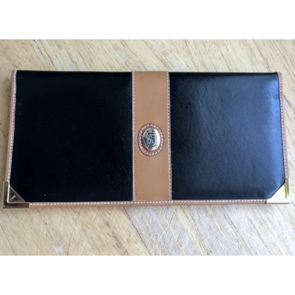 B4 Yves Saint Laurent Wallet