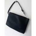 B4 Yves Saint Laurent Wallet