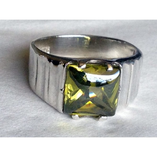 Silver Ring - Emerald Sparks