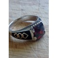 Silver Ring - Ruby Links
