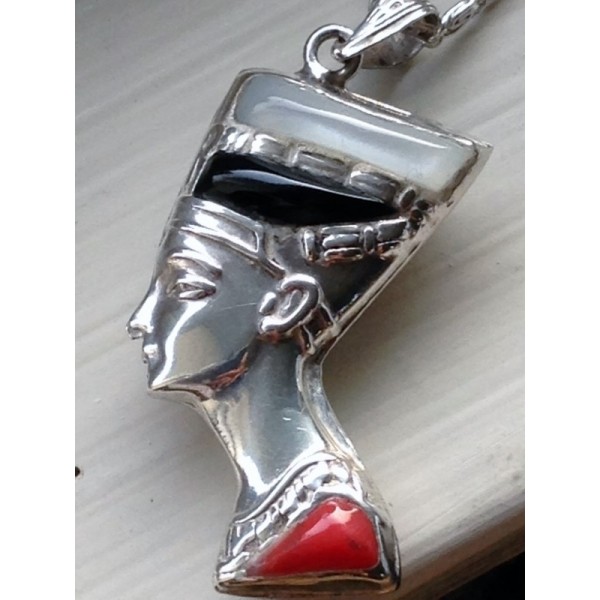 Silver Pendant - Nefertiti Black Onyx