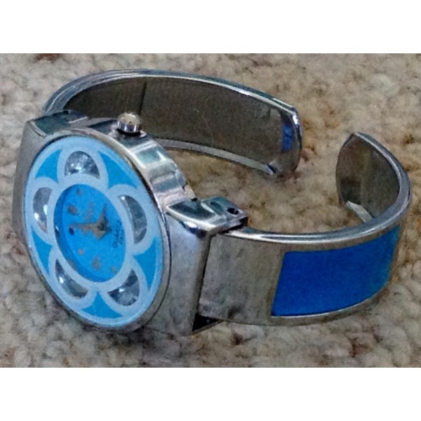 Euhua F310 Quartz